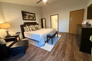 240 Marina Ct, Racine, WI 53185 - Photo 18