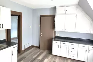 2372 N 44th St, Milwaukee, WI 53210 - Photo 12