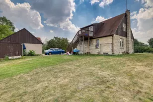 20060 W Greenfield Ave, Brookfield, WI 53045 - Photo 22