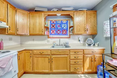 20060 W Greenfield Ave, Brookfield, WI 53045 - Photo 4