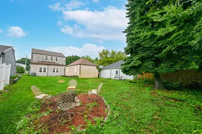 1828 E Eden Pl, Saint Francis, WI 53235 - Photo 30