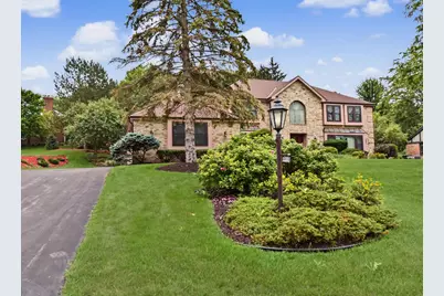 2130  Derrin Ln, Brookfield, WI 53045 - Photo 8