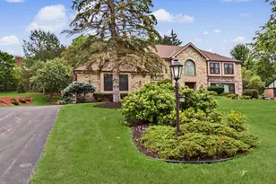 2130 Derrin Ln, Brookfield, WI 53045 - Photo 8