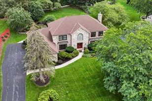 2130 Derrin Ln, Brookfield, WI 53045 - Photo 4