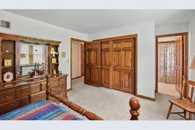 2130  Derrin Ln, Brookfield, WI 53045 - Photo 34