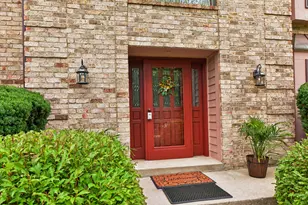 2130 Derrin Ln, Brookfield, WI 53045 - Photo 10
