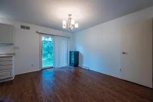 9256 N 70th St, Milwaukee, WI 53223 - Photo 4