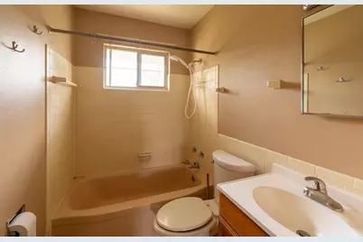 7712 W Morgan Ave #2, Milwaukee, WI 53220 - Photo 6