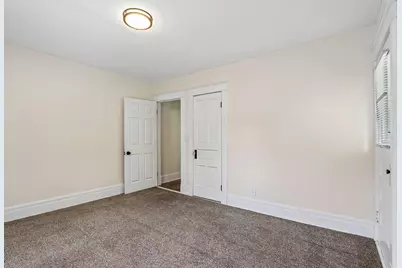 611 S 8th St, Watertown, WI 53094 - Photo 24