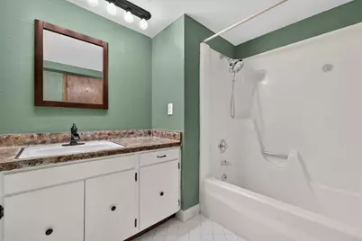 1225 N Osborne Blvd, Racine, WI 53405 - Photo 28