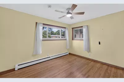 1225 N Osborne Blvd, Racine, WI 53405 - Photo 14