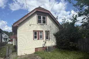 3866 N 25th St, Milwaukee, WI 53206 - Photo 2