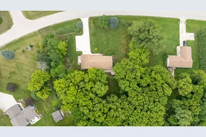 7841  Pathfinder Ln, Farmington, WI 53090 - Photo 30