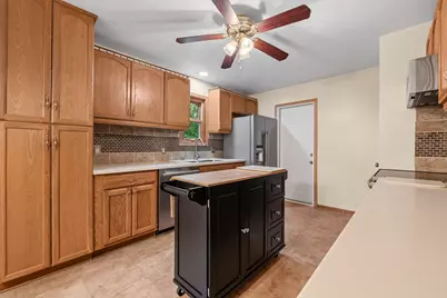 7841  Pathfinder Ln, Farmington, WI 53090 - Photo 6