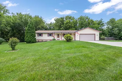 7841  Pathfinder Ln, Farmington, WI 53090 - Photo 2