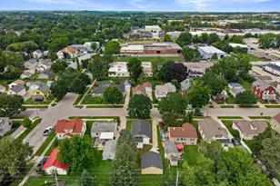 1209 Ellis St, Waukesha, WI 53186 - Photo 78
