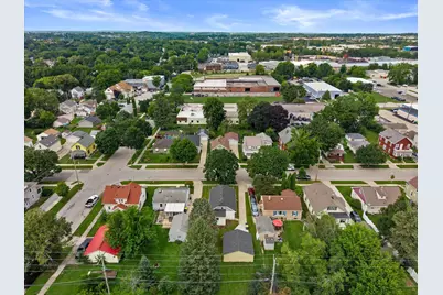 1209  Ellis St, Waukesha, WI 53186 - Photo 40