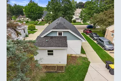 1209  Ellis St, Waukesha, WI 53186 - Photo 38