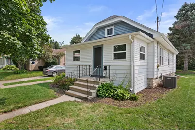 1209  Ellis St, Waukesha, WI 53186 - Photo 4