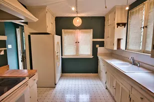 331 N 50th St, Milwaukee, WI 53208 - Photo 8