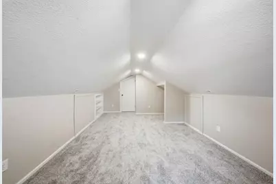7526 W County Line Rd, Mequon, WI 53092 - Photo 44