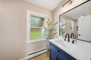 7526 W County Line Rd, Mequon, WI 53092 - Photo 36