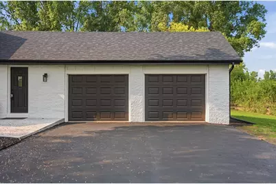 7526 W County Line Rd, Mequon, WI 53092 - Photo 56
