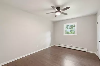 7526 W County Line Rd, Mequon, WI 53092 - Photo 32