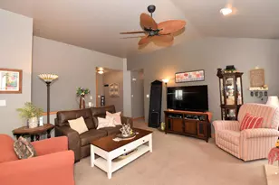 3608 Rivers Crossing Dr, Waukesha, WI 53189 - Photo 4