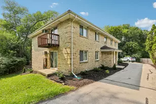 410 Cheviot Chase, Waukesha, WI 53186 - Photo 4