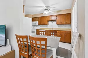 410 Cheviot Chase, Waukesha, WI 53186 - Photo 10