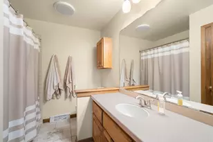 12405 W Euclid Ave, New Berlin, WI 53151 - Photo 22