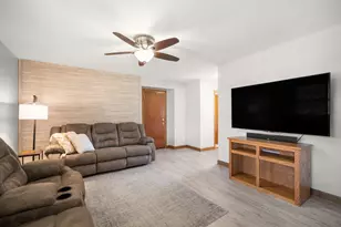 12405 W Euclid Ave, New Berlin, WI 53151 - Photo 12