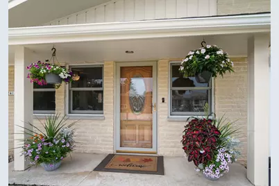 12405 W Euclid Ave, New Berlin, WI 53151 - Photo 2