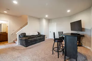 1032 Juniper Ln, Hartford, WI 53027 - Photo 28