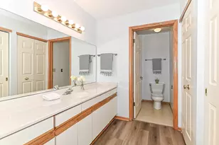 1600 W Green Tree Rd, Glendale, WI 53209 - Photo 10