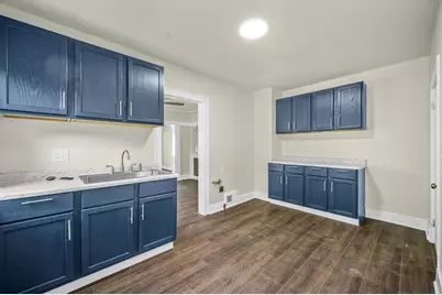 3258 N 23rd St, Milwaukee, WI 53206 - Photo 10