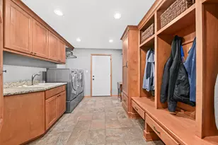 9515 W Hadley St, Milwaukee, WI 53222 - Photo 20