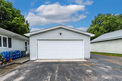 135  Prairie St, Sharon, WI 53585 - Photo 18