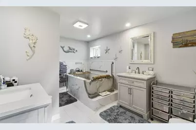 135  Prairie St, Sharon, WI 53585 - Photo 14