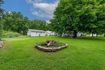 135  Prairie St, Sharon, WI 53585 - Photo 24