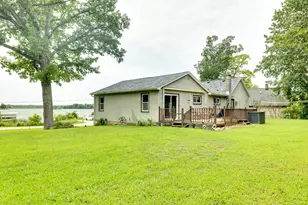 W345S10334 Wambold Rd, Eagle, WI 53149 - Photo 6