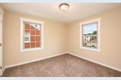 5026 N Bay Ridge Ave #5028, Whitefish Bay, WI 53217 - Photo 8
