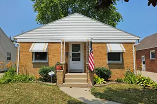 2816 Gillen St, Racine, WI 53403 - Photo 1