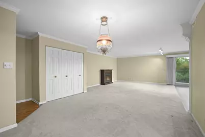 13335  Watertown Plank Rd #115, Elm Grove, WI 53122 - Photo 4