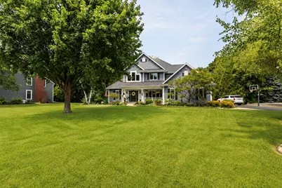N49W15974  Caitlin Ct, Menomonee Falls, WI 53051 - Photo 2