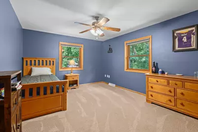 126 N Lapham Peak Rd, Delafield, WI 53018 - Photo 24