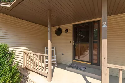 126 N Lapham Peak Rd, Delafield, WI 53018 - Photo 10