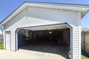 529 West Blvd, Racine, WI 53405 - Photo 18