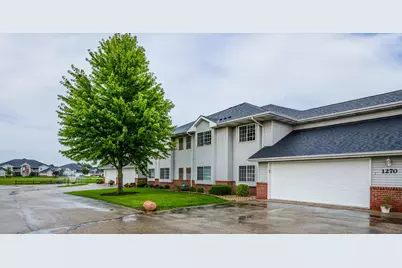 1270  Village Centre Dr #1, Somers, WI 53144 - Photo 22